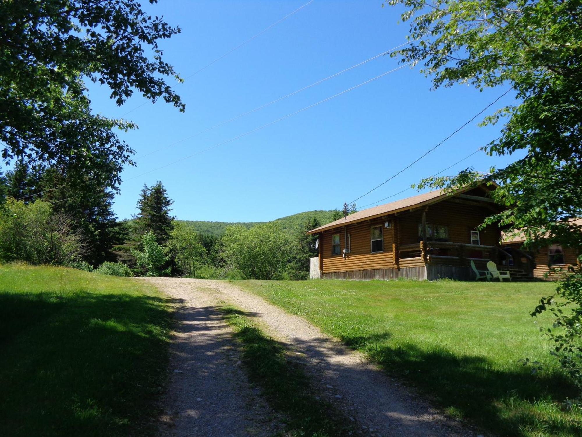 Cajun Cedar Log Cottages Margaree Forks Стая снимка