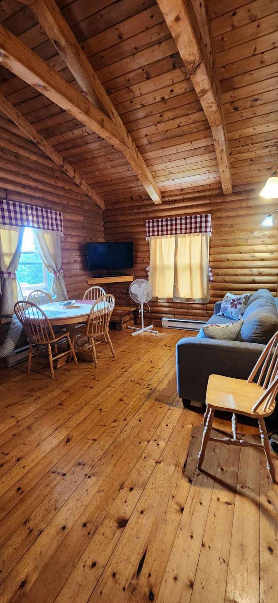 Cajun Cedar Log Cottages Margaree Forks Екстериор снимка