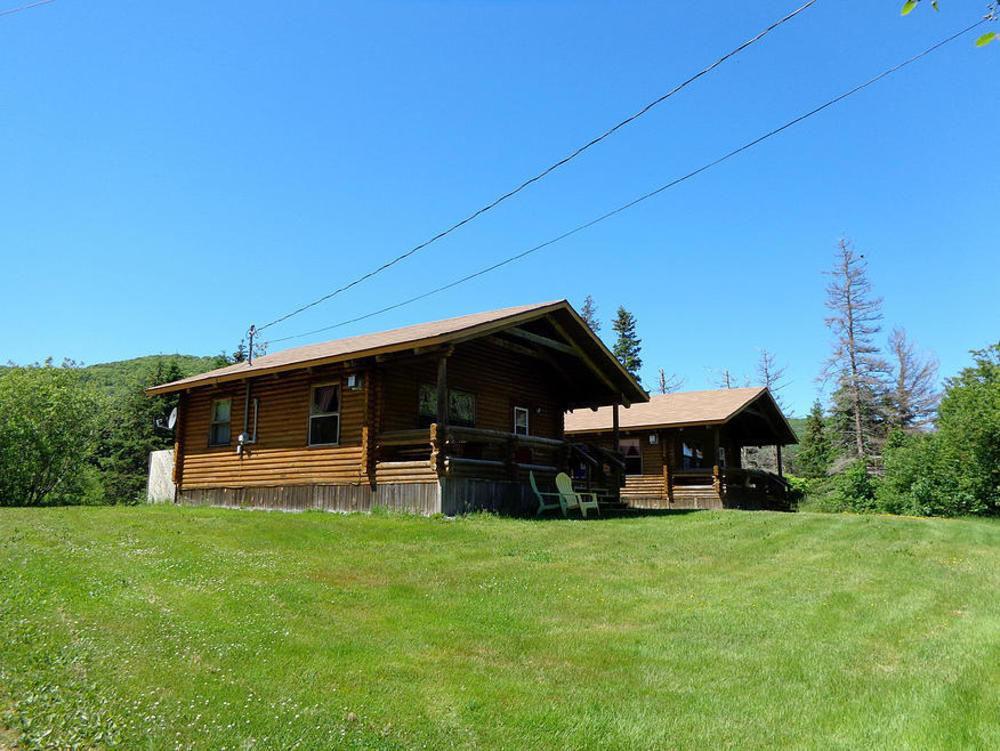 Cajun Cedar Log Cottages Margaree Forks Екстериор снимка