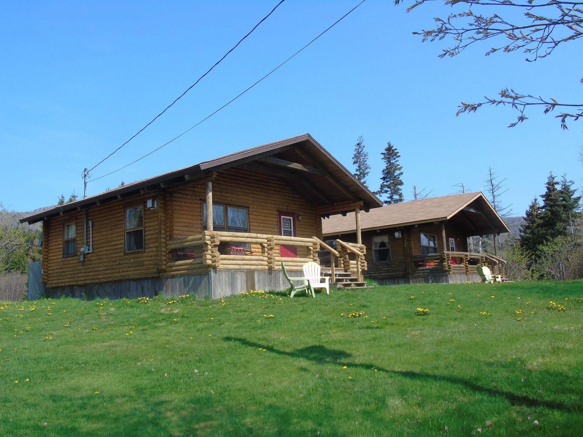 Cajun Cedar Log Cottages Margaree Forks Екстериор снимка