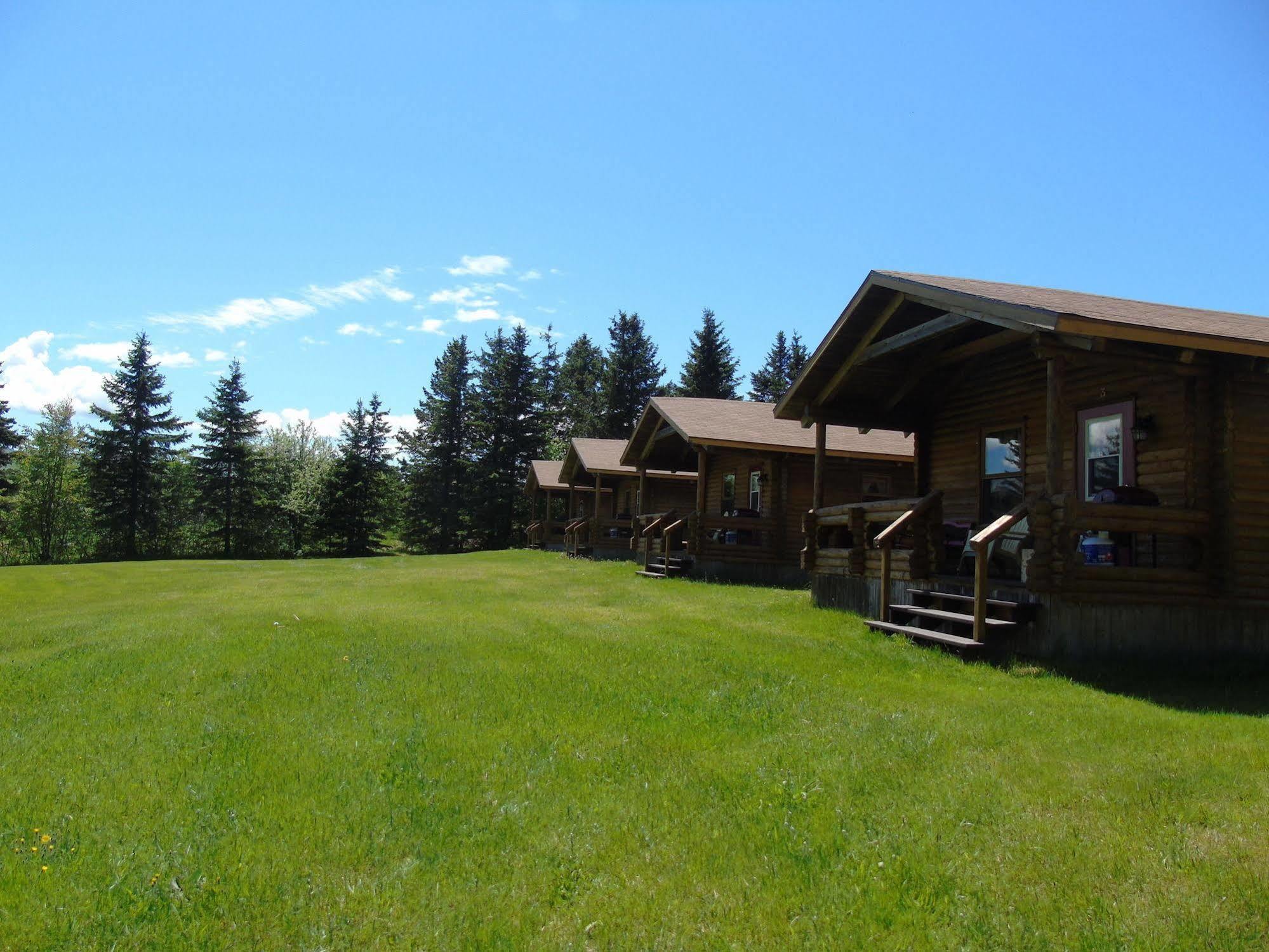 Cajun Cedar Log Cottages Margaree Forks Екстериор снимка